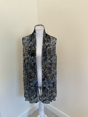 Coldwater Creek Semi-Sheer Blue, Tan and Cream Paisley Sleeveless Cardigan Wrap